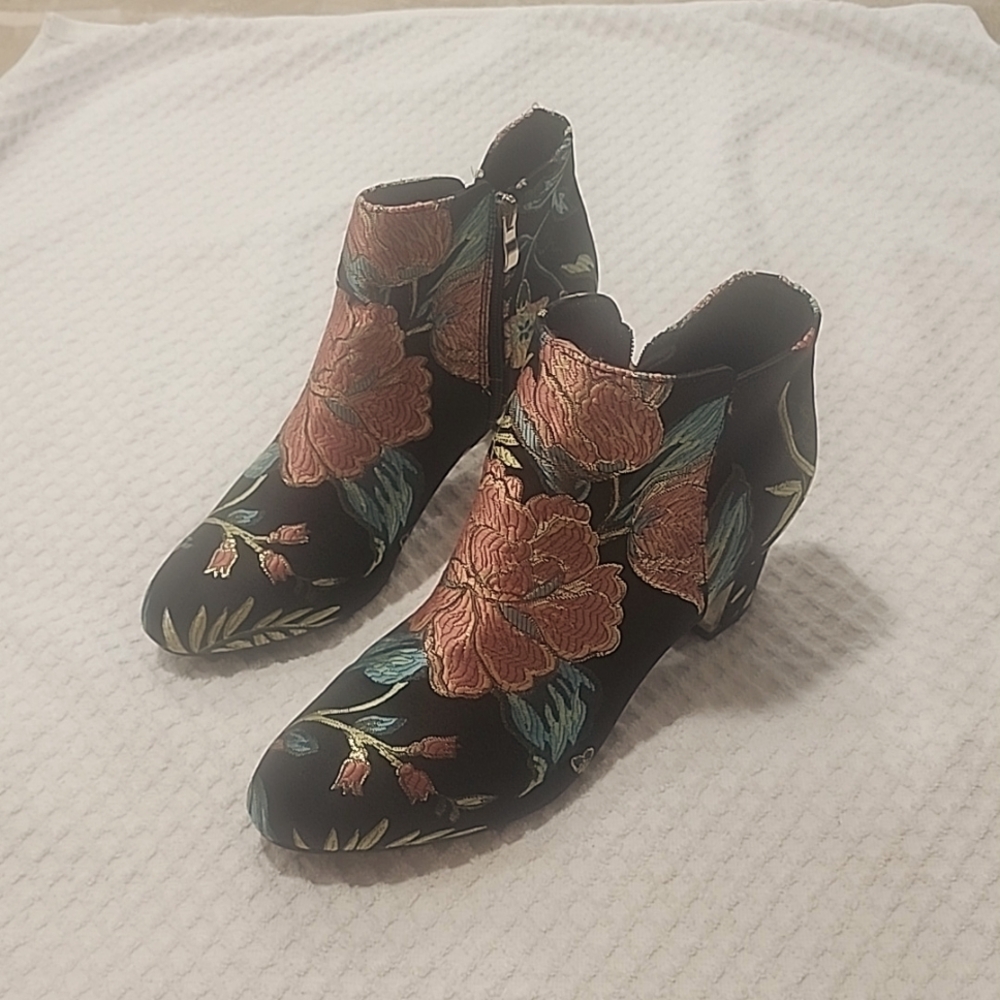Womens boots